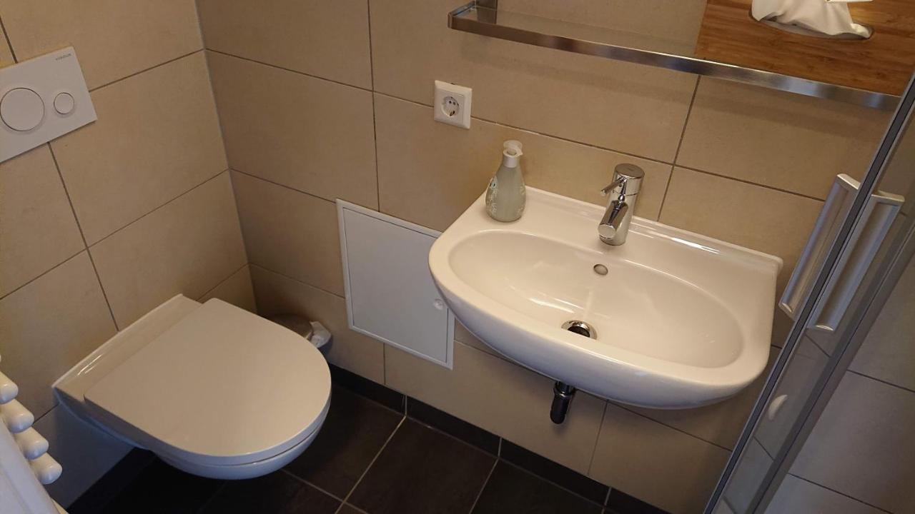 "Goethezimmer" - Auf Dem Dach Der Notenbank Weimar  Exterior foto